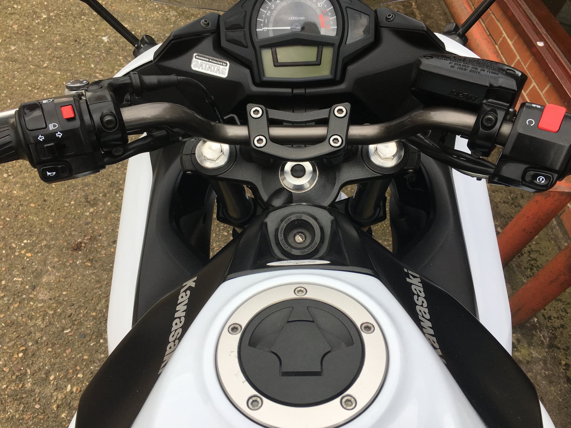 KAWASAKI ER6-F thumbnail 11