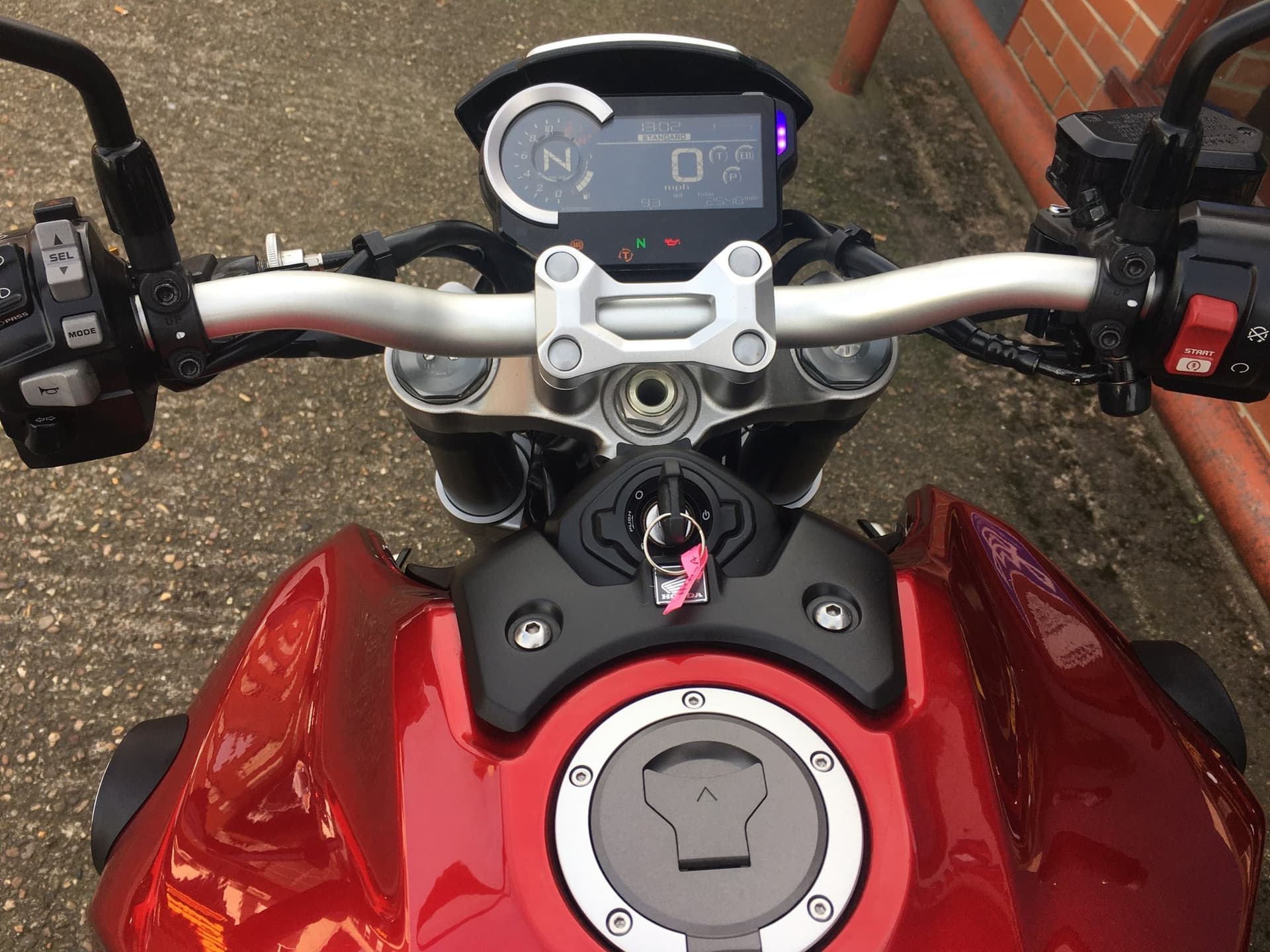 HONDA CB1000RA-J thumbnail 12