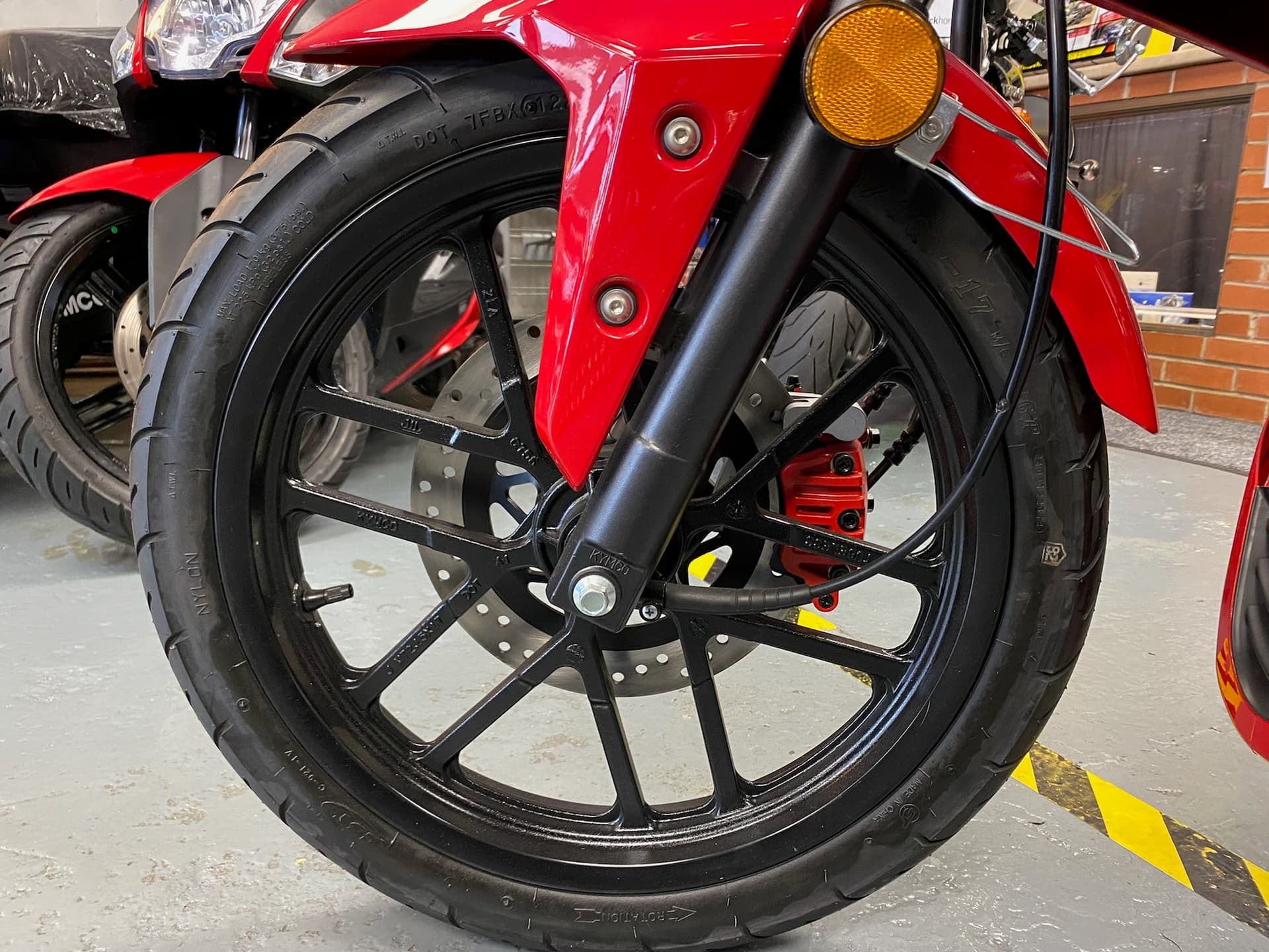KYMCO VISAR 125 thumbnail 5