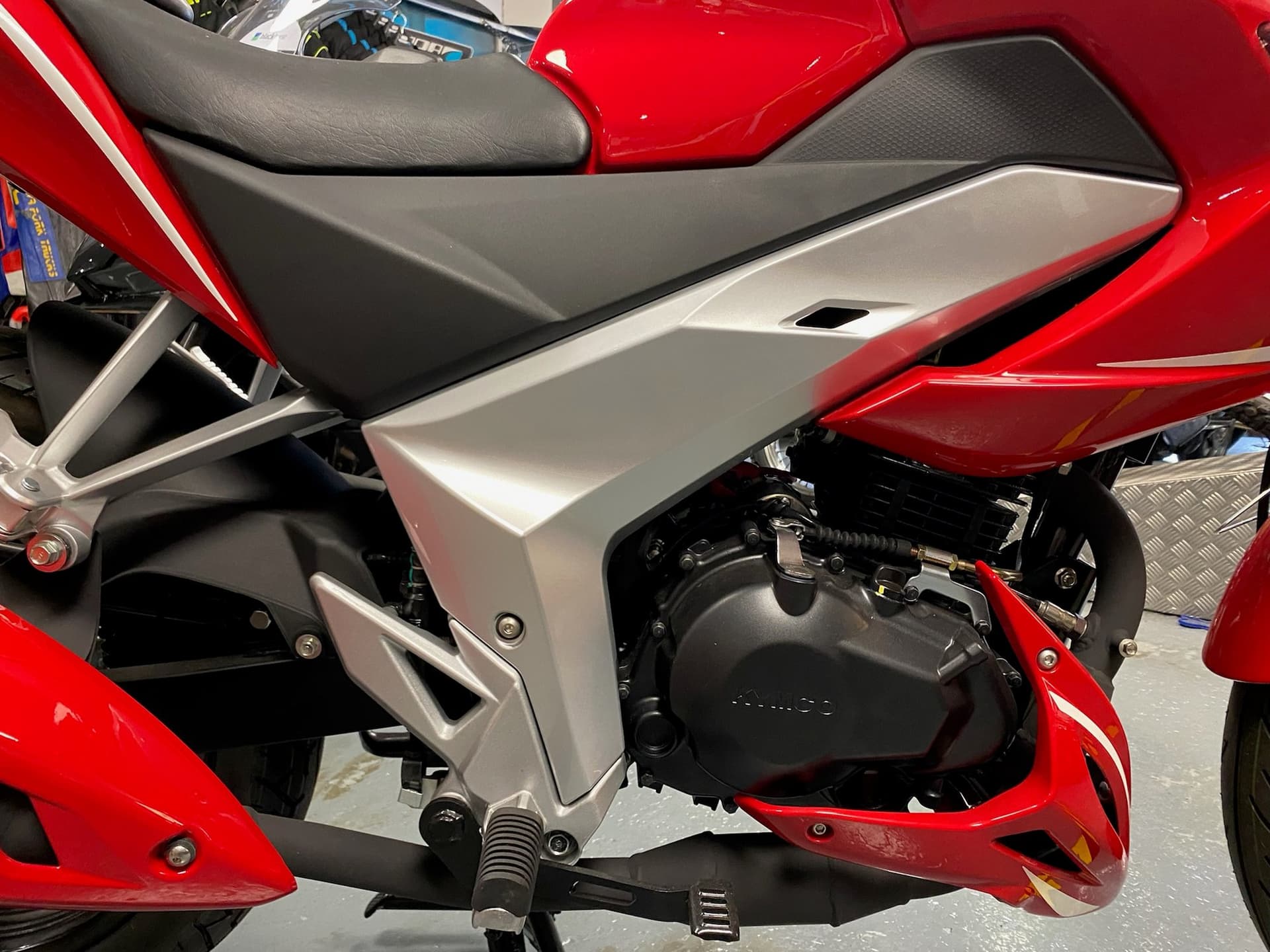 KYMCO VISAR 125 thumbnail 7