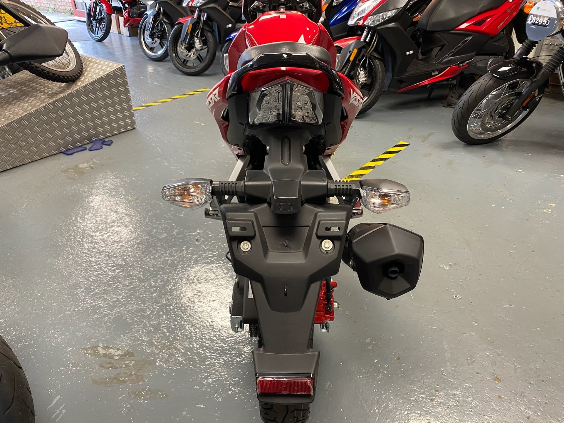 KYMCO VISAR 125 thumbnail 11