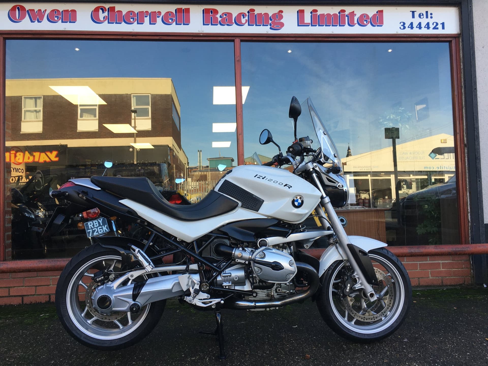 BMW R1200 R - image 1
