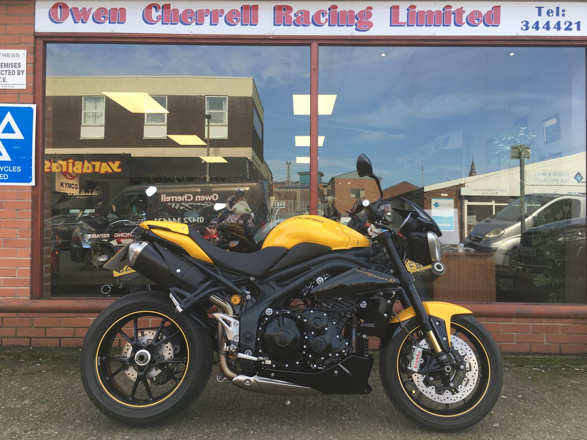 TRIUMPH SPEED TRIPLE 94R