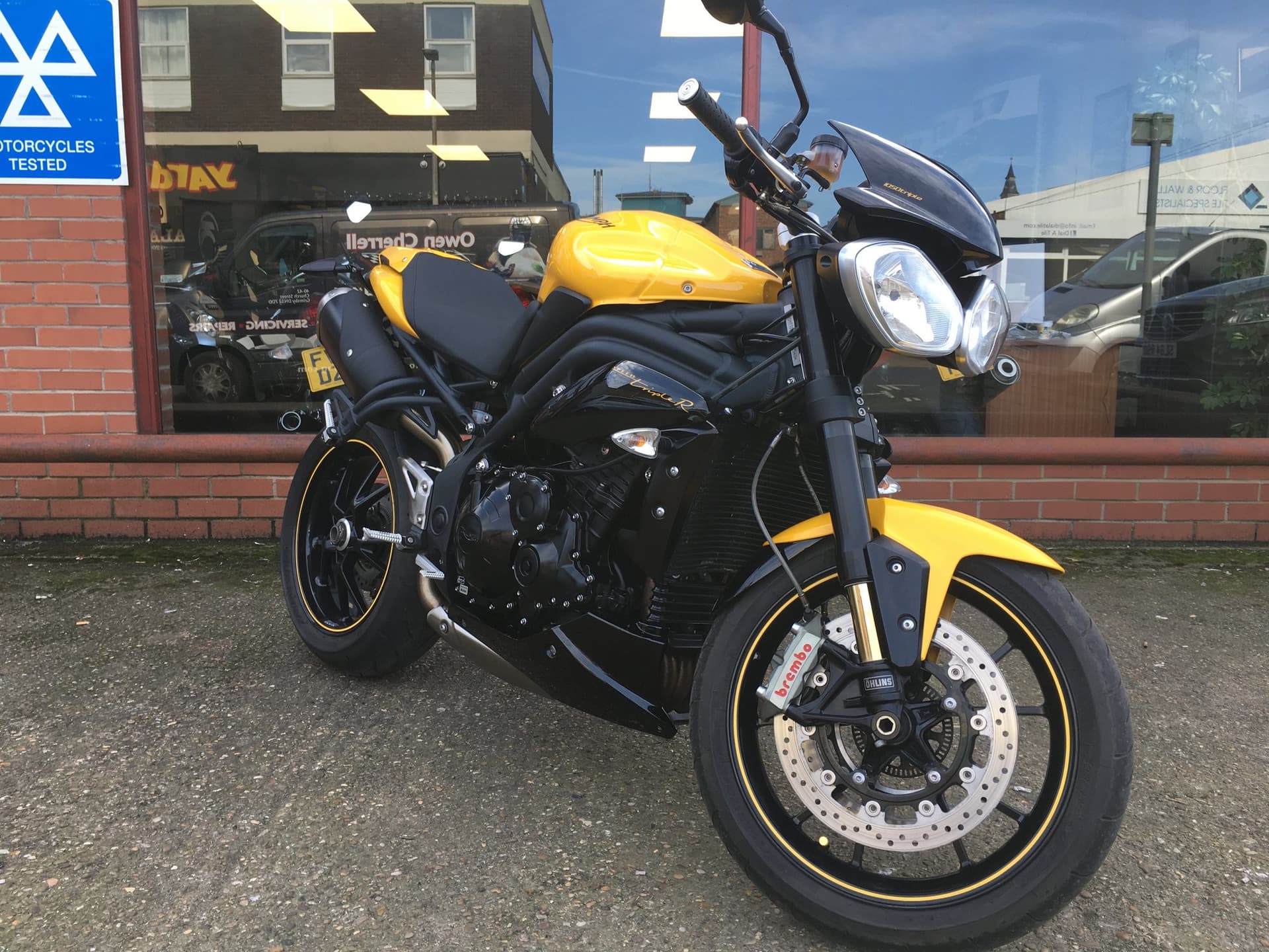 TRIUMPH SPEED TRIPLE 94R thumbnail 6