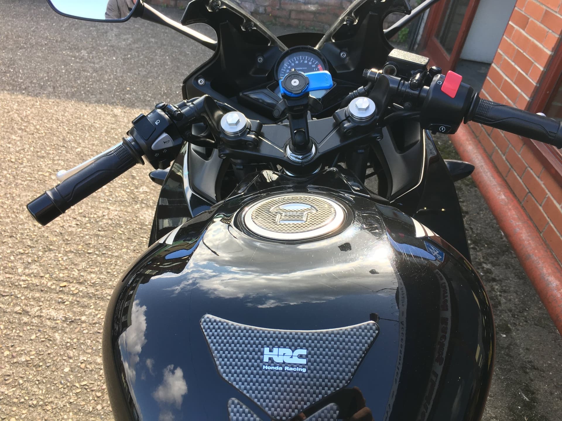 HONDA CBR300 RA-F thumbnail 11
