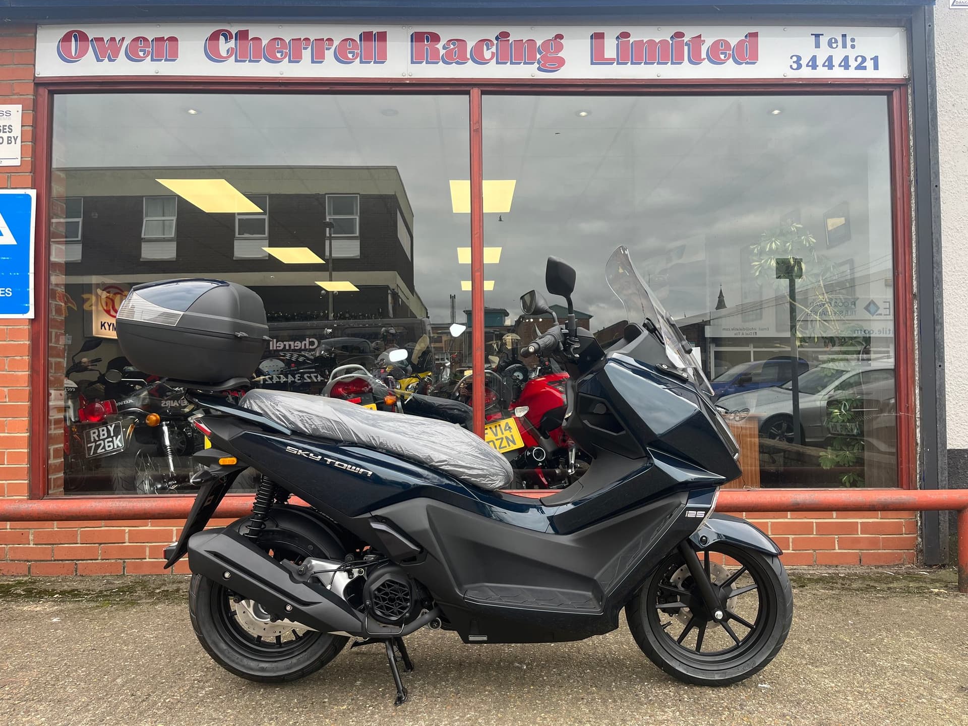 KYMCO SKYTOWN 125 - image 1