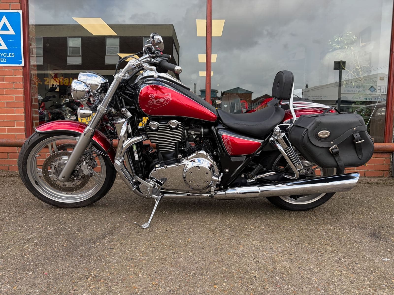 Triumph Thunderbird 1600 thumbnail 2