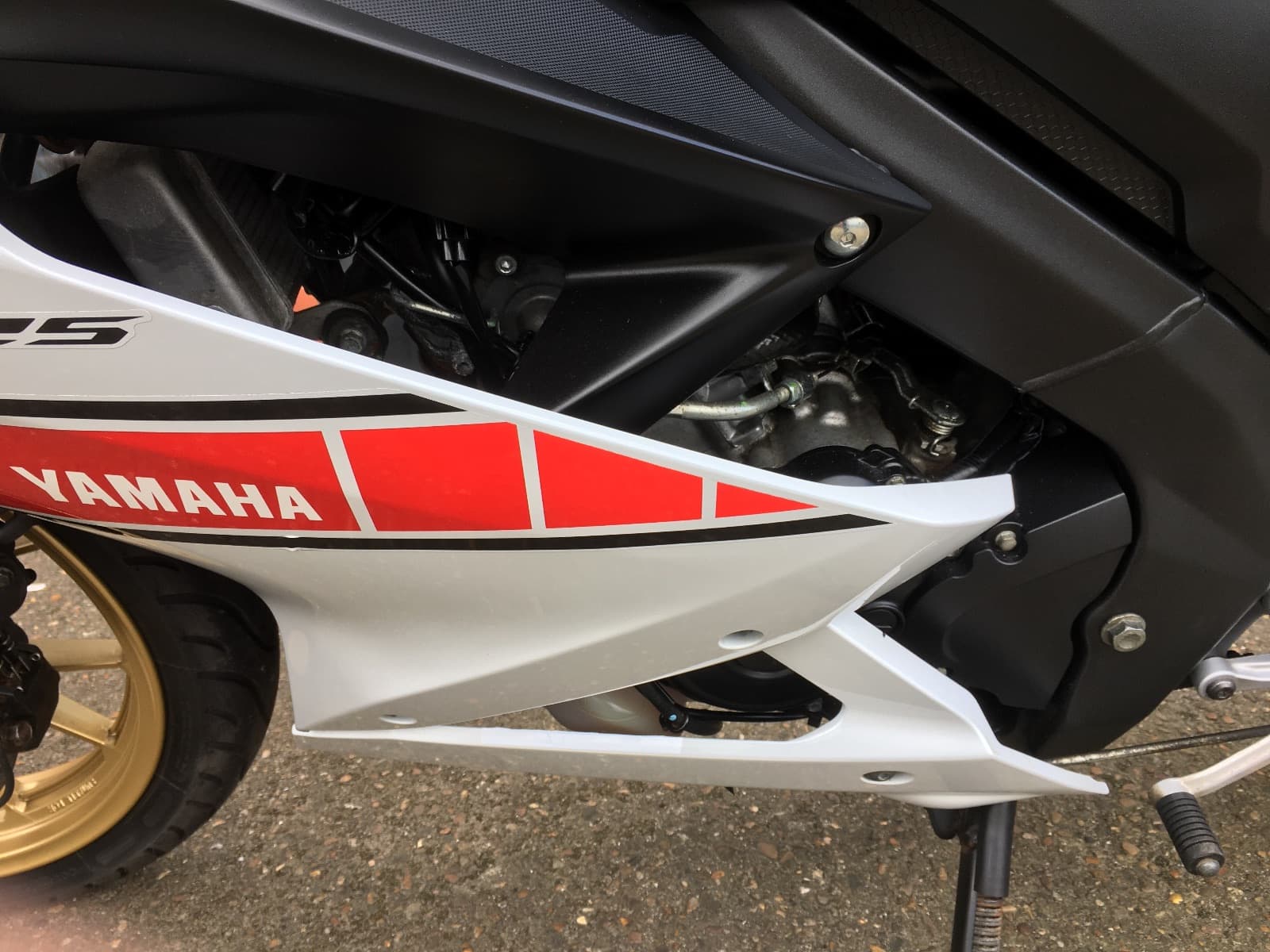 YAMAHA R125 thumbnail 5