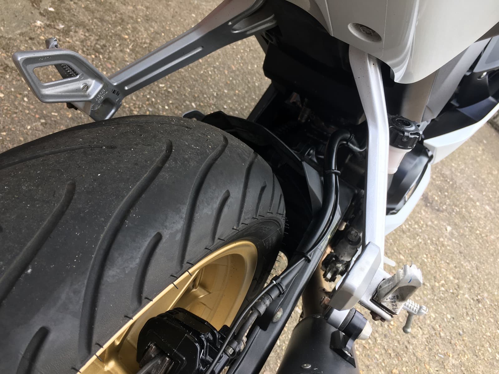 YAMAHA R125 thumbnail 9