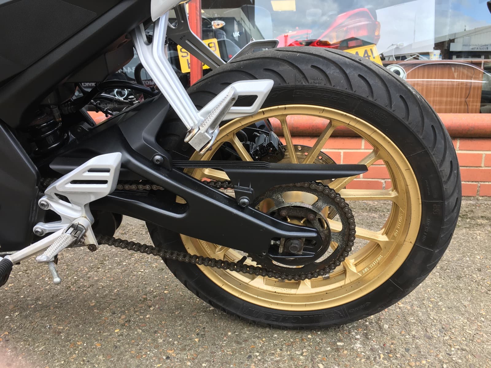 YAMAHA R125 thumbnail 7