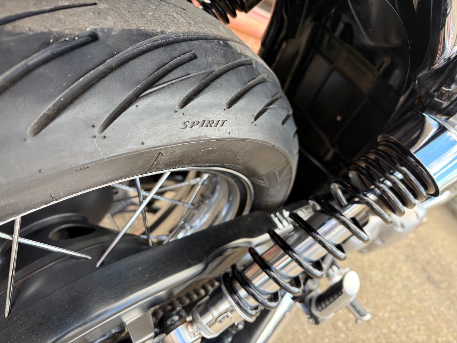 TRIUMPH BONNEVILLE T120 thumbnail 2