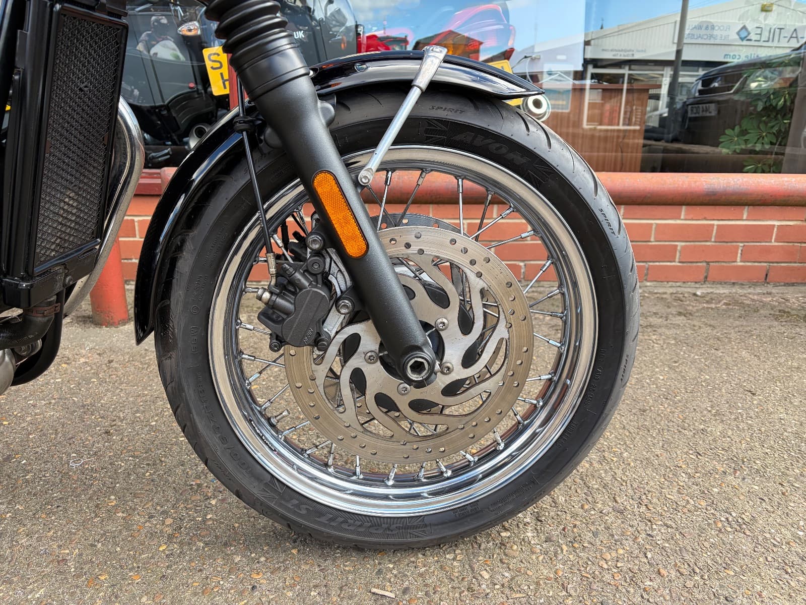 TRIUMPH BONNEVILLE T120 thumbnail 10