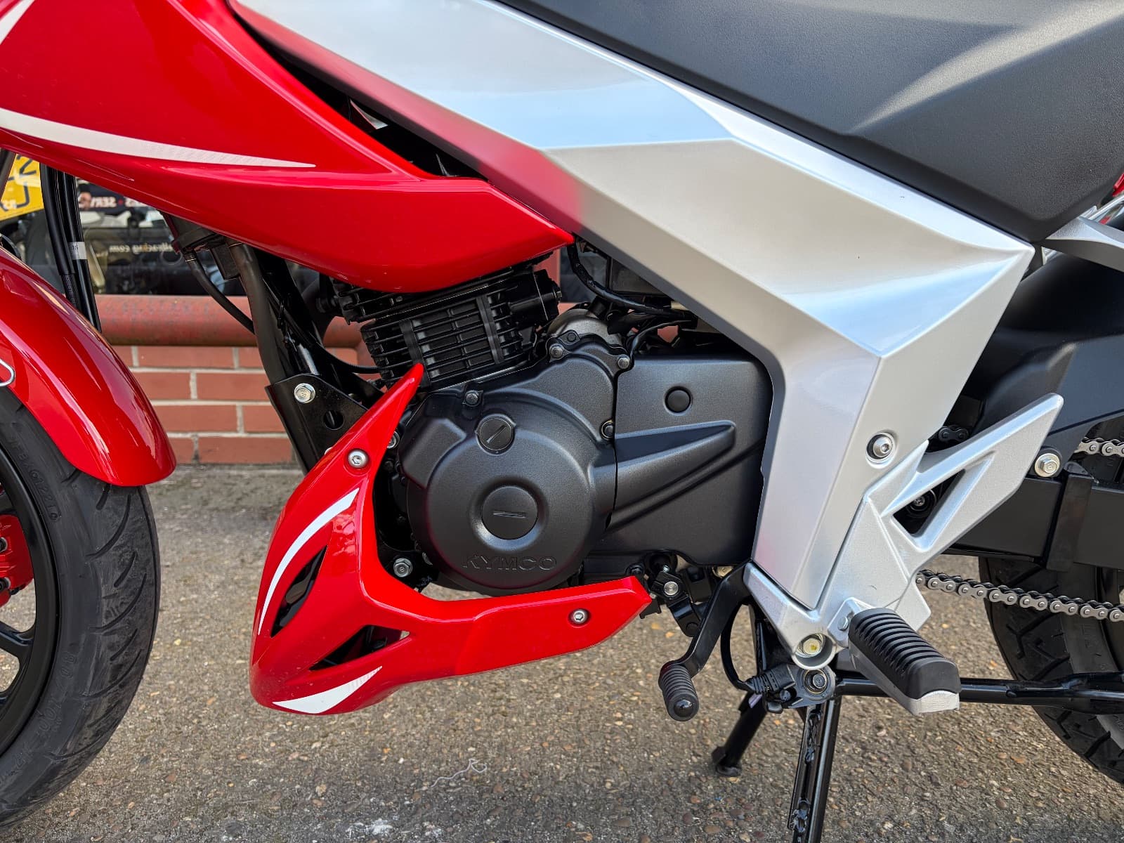 KYMCO VISAR 125 thumbnail 6