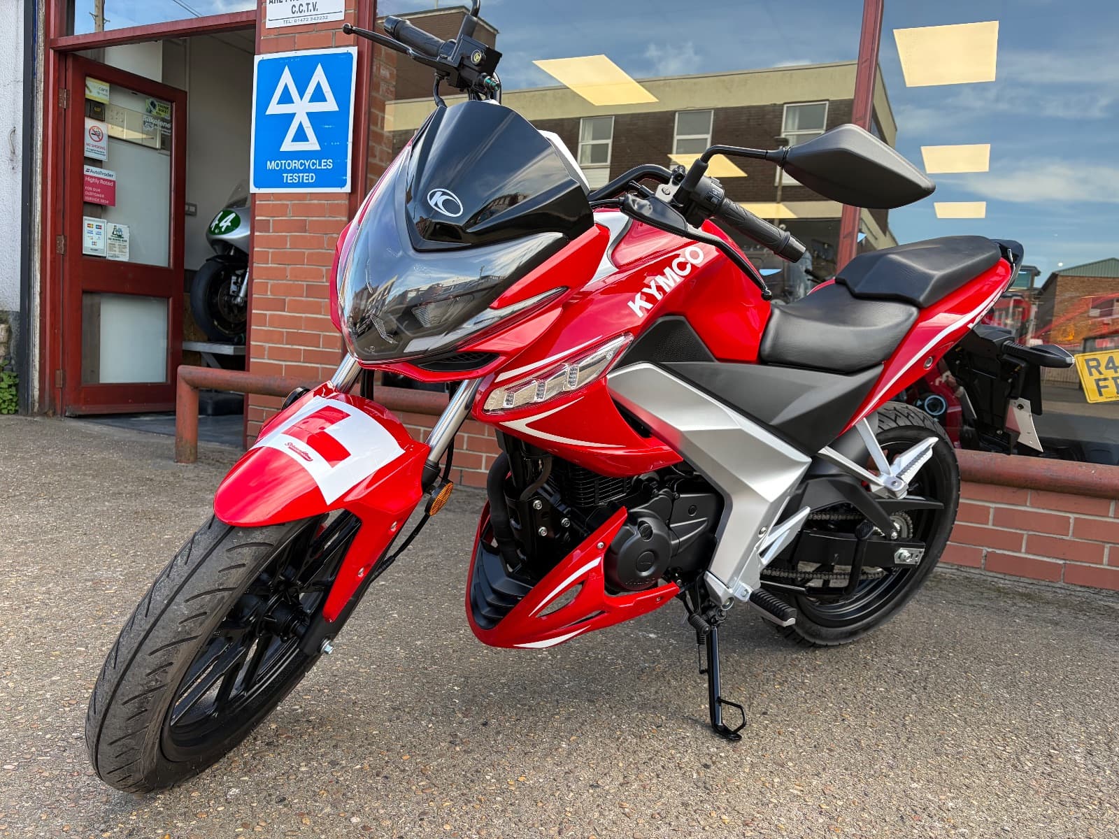 KYMCO VISAR 125 thumbnail 8