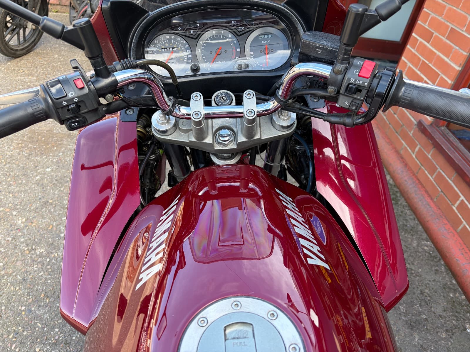 YAMAHA XJ900 DIVERSION  thumbnail 4