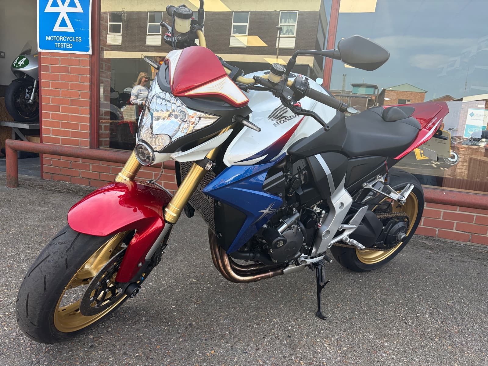 HONDA CB1000 thumbnail 12