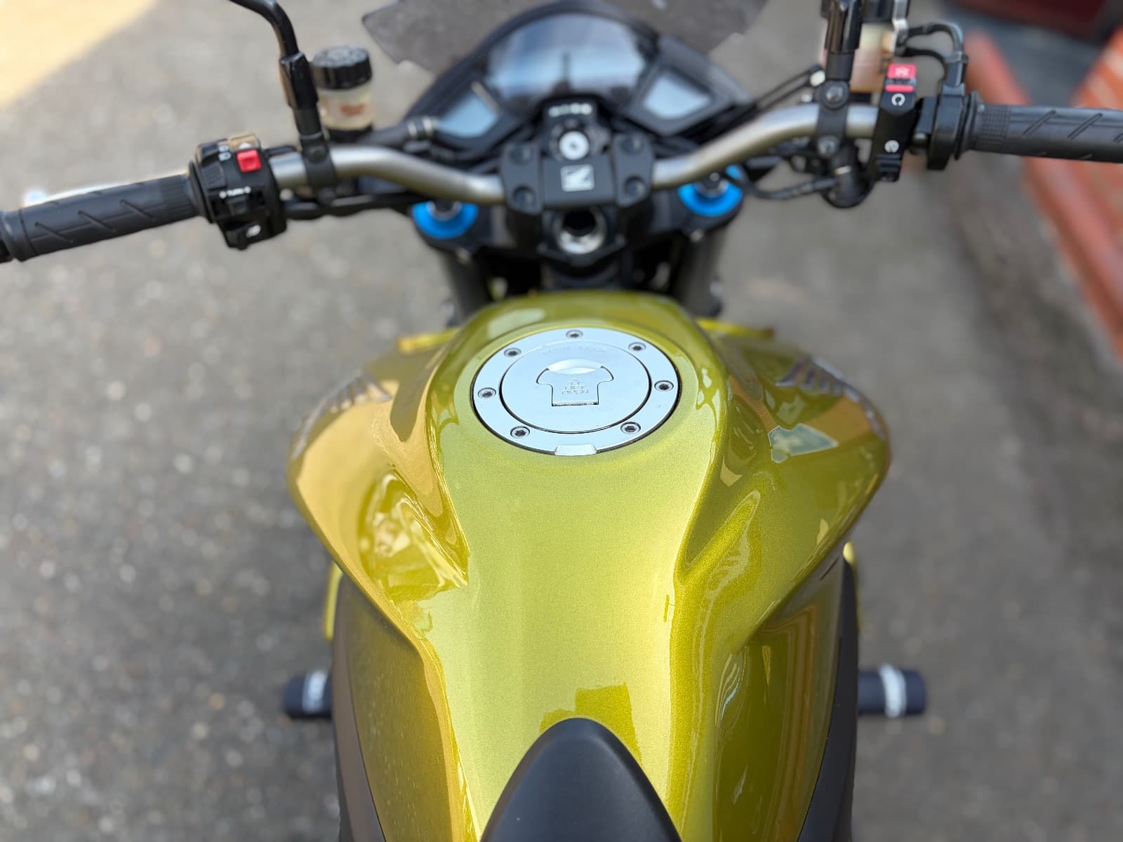 HONDA CB1000 thumbnail 12