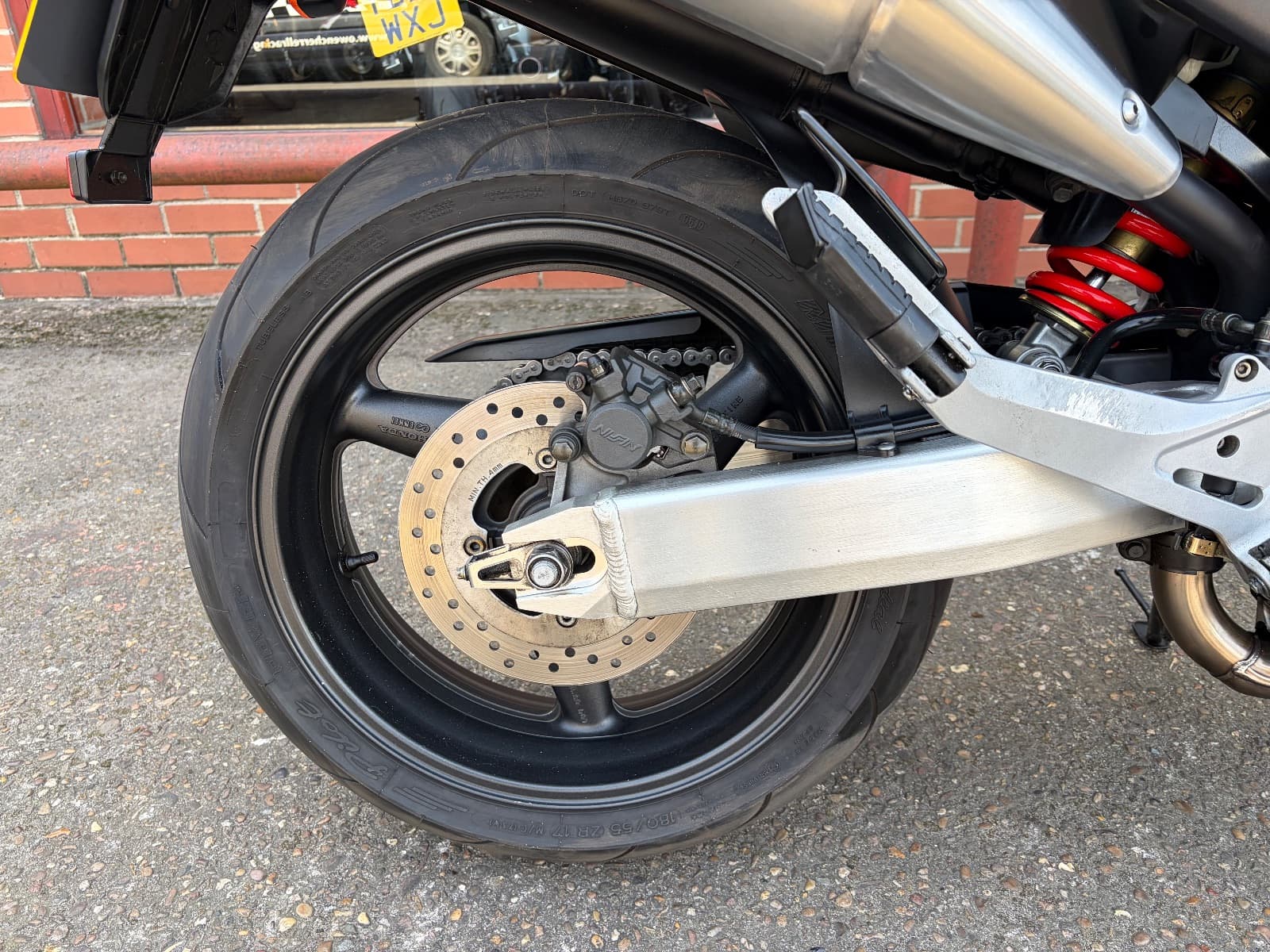 HONDA CB900 Hornet thumbnail 5