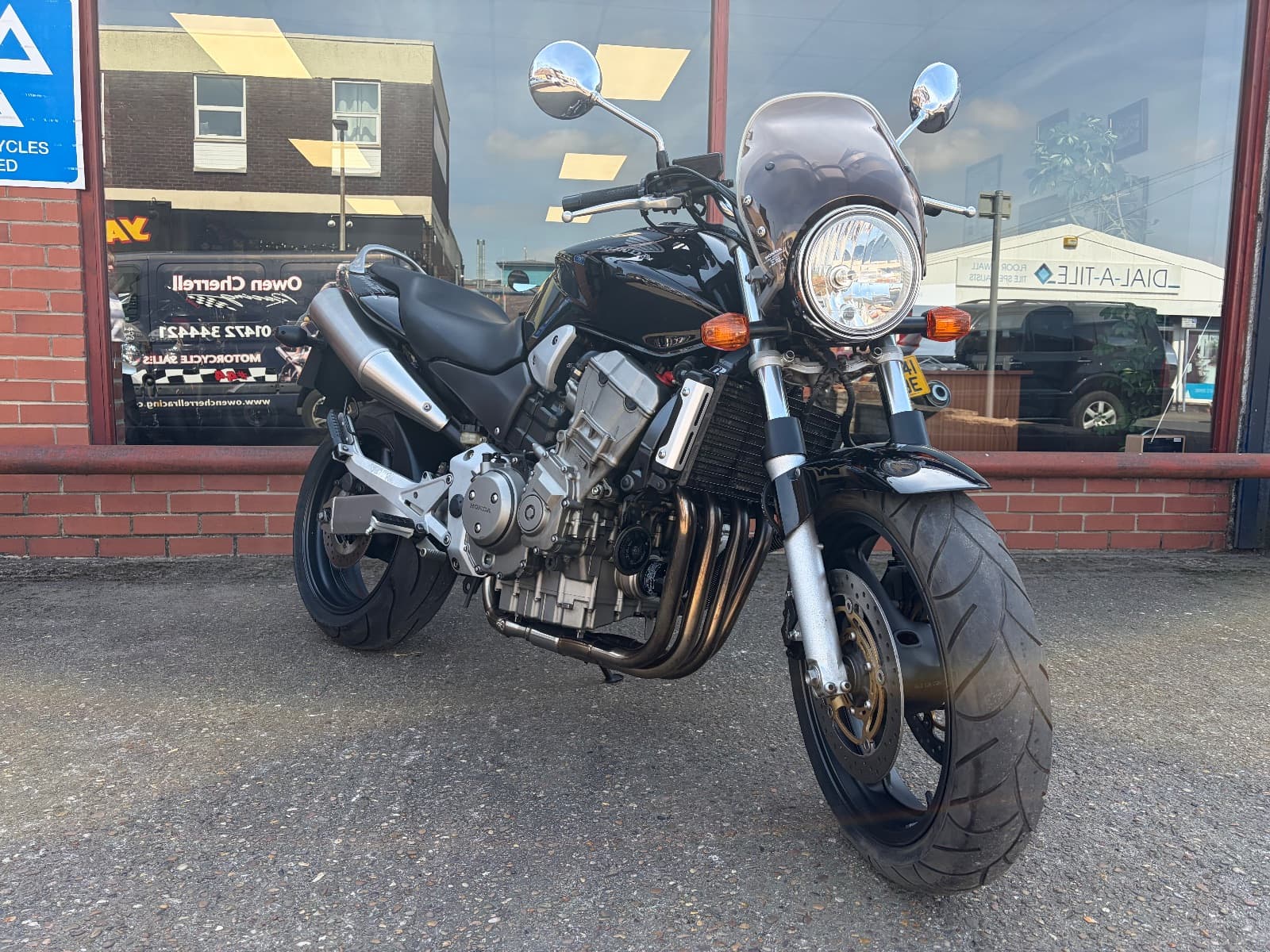 HONDA CB900 Hornet thumbnail 6