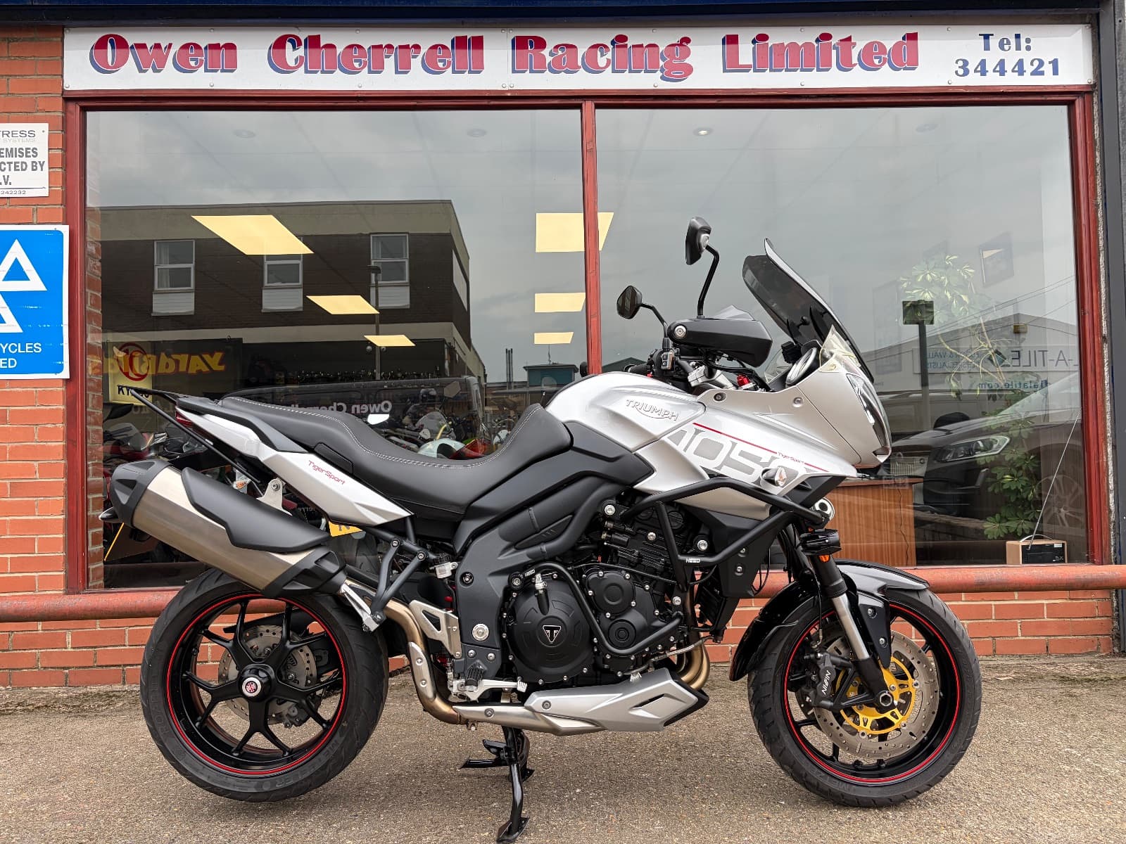 TRIUMPH TIGER 1050 SPORT