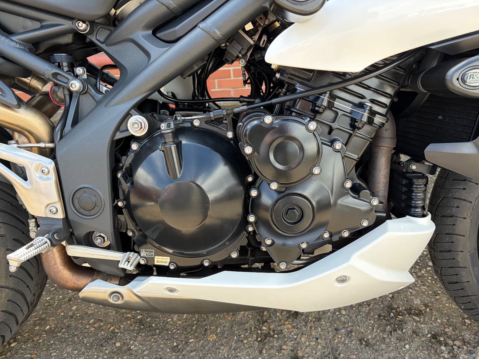 TRIUMPH SPEED TRIPLE 1050 thumbnail 3