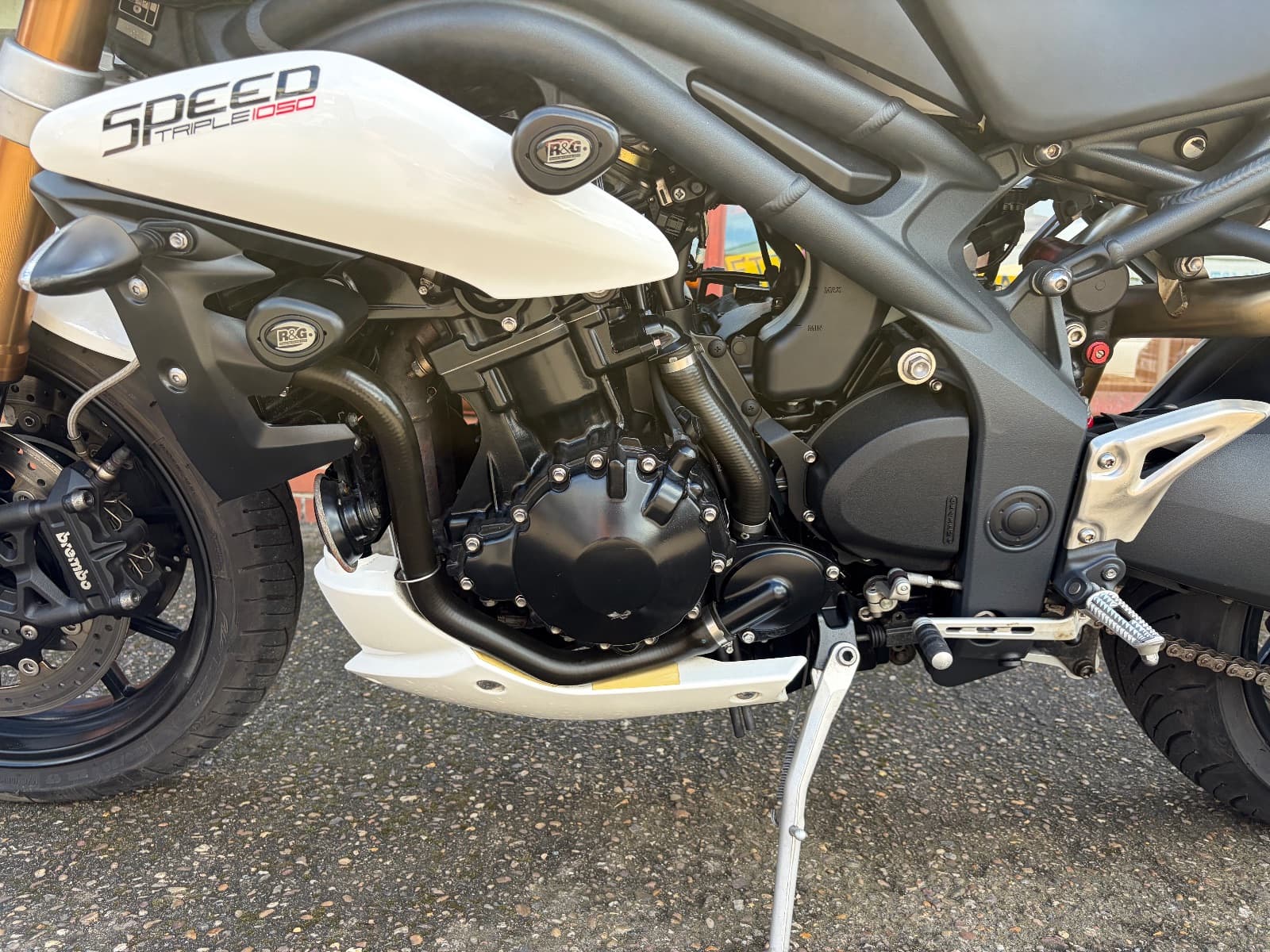 TRIUMPH SPEED TRIPLE 1050 thumbnail 9