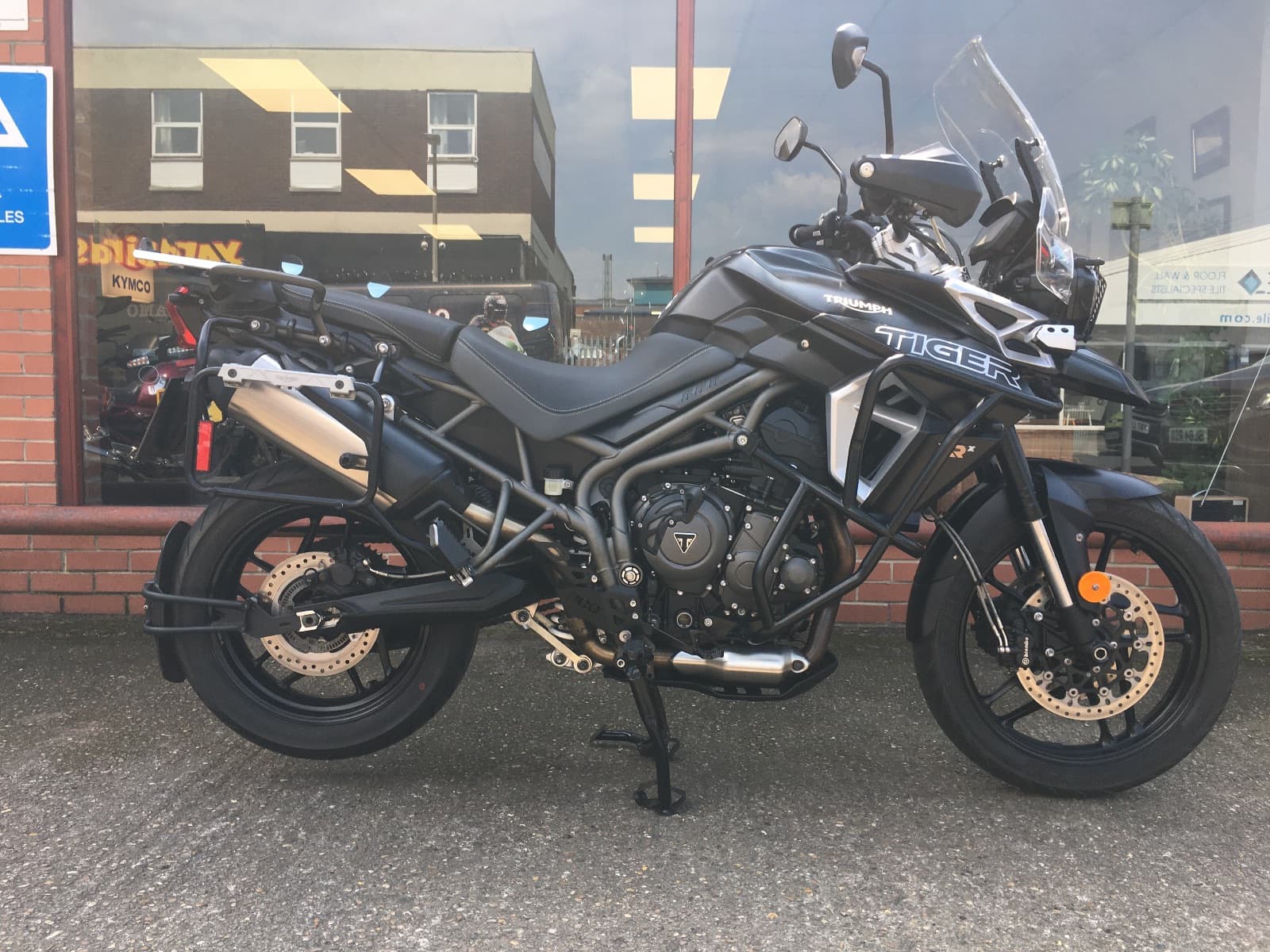 TRIUMPH TIGER 800 XRX