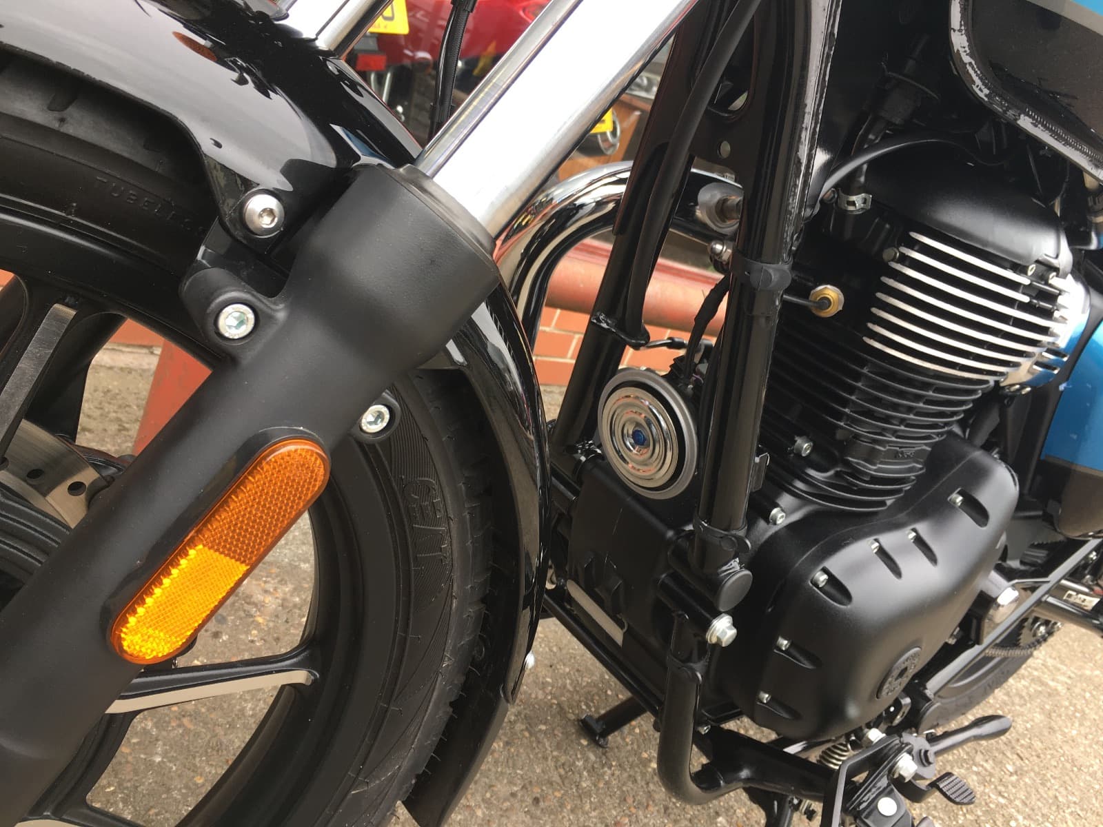 ROYAL ENFIELD METEOR 350 E5 thumbnail 6