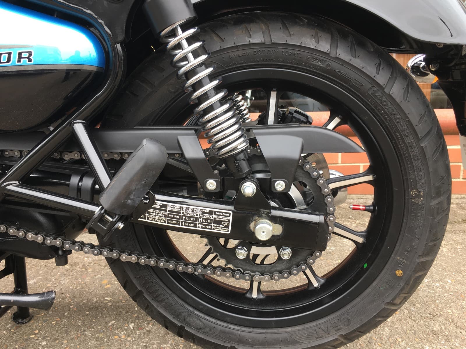 ROYAL ENFIELD METEOR 350 E5 thumbnail 11