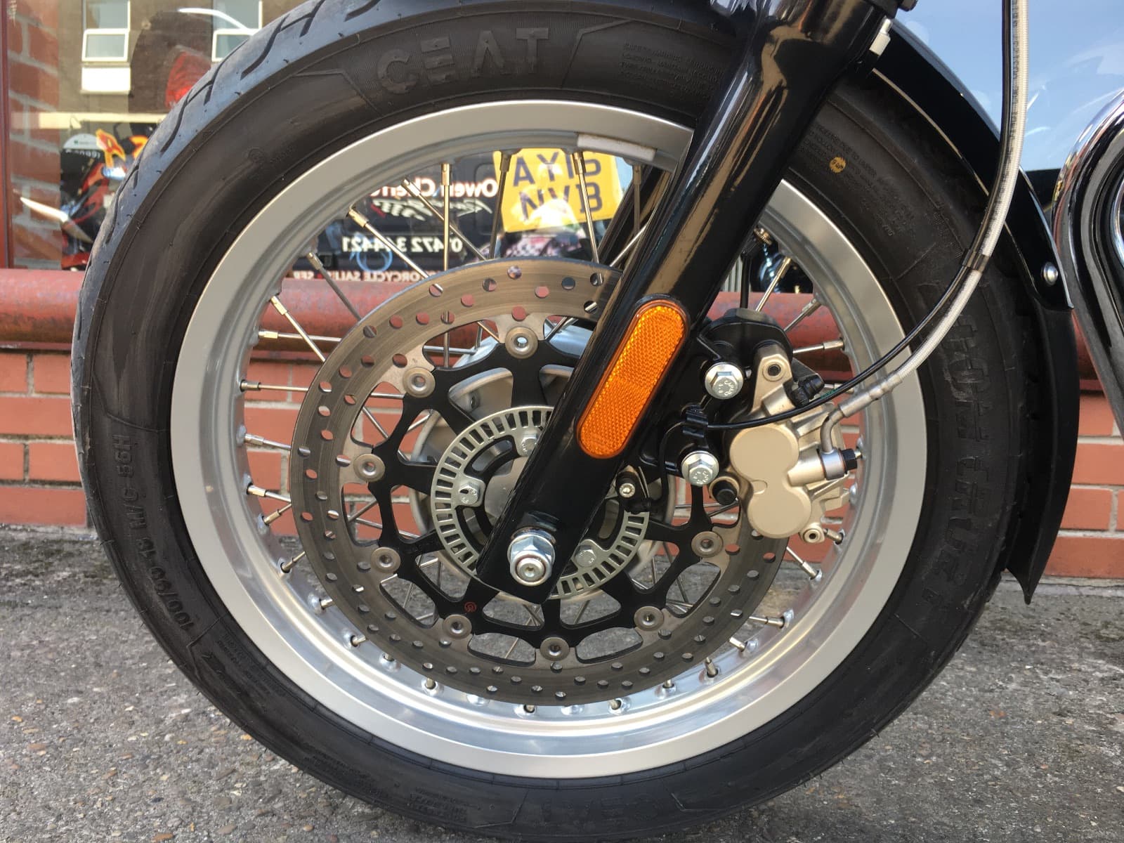 ROYAL ENFIELD CONTINENTAL GT650 thumbnail 7