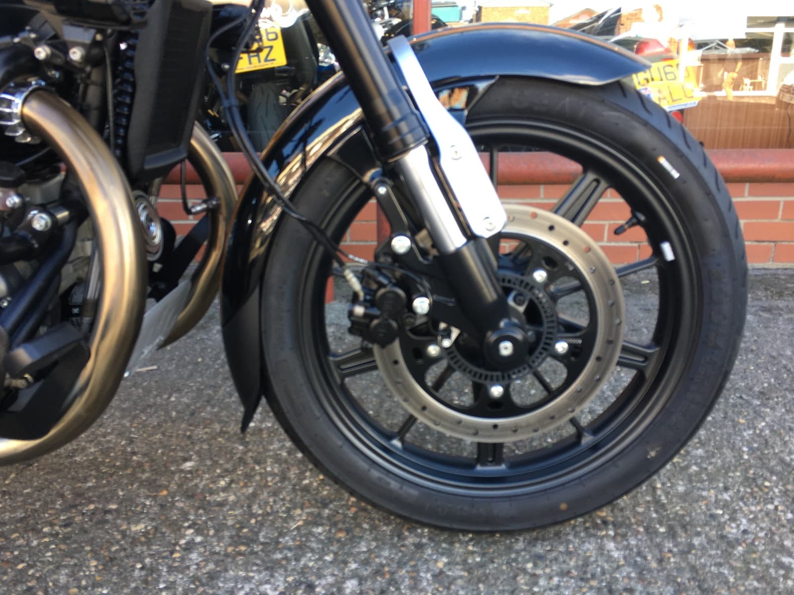 ROYAL ENFIELD SUPER METEOR 650 thumbnail 2