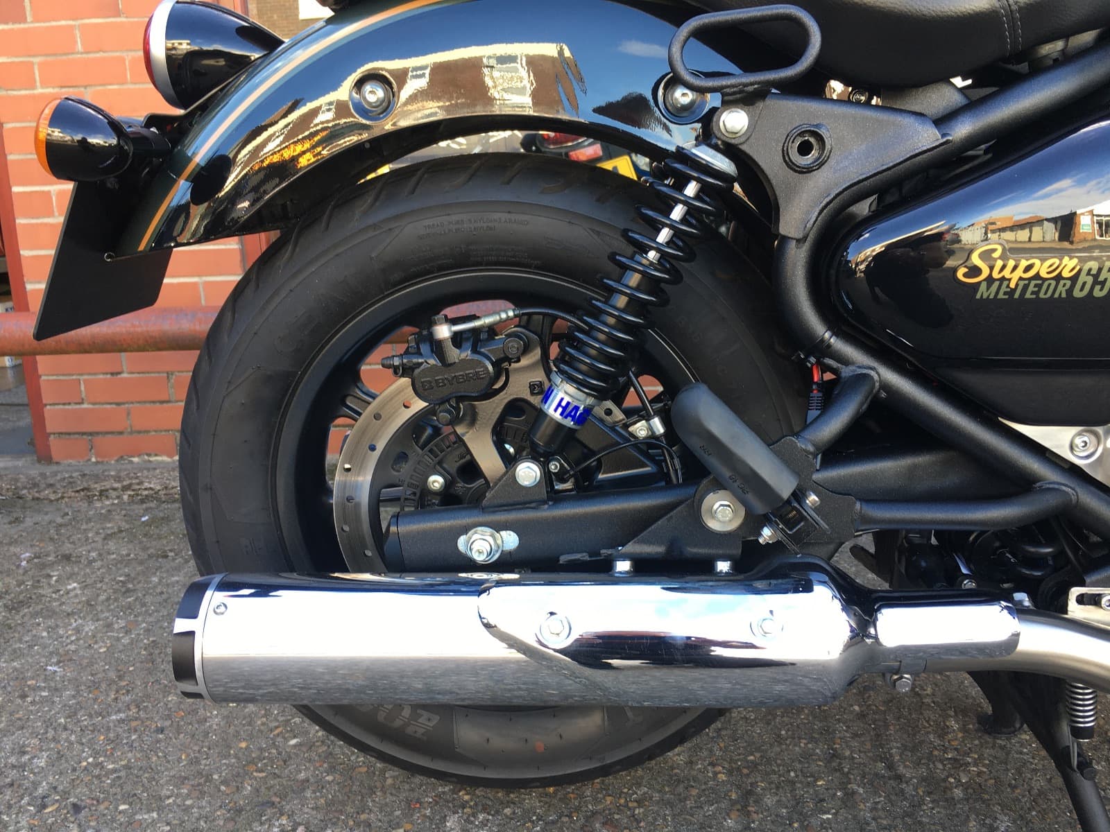 ROYAL ENFIELD SUPER METEOR 650 thumbnail 4