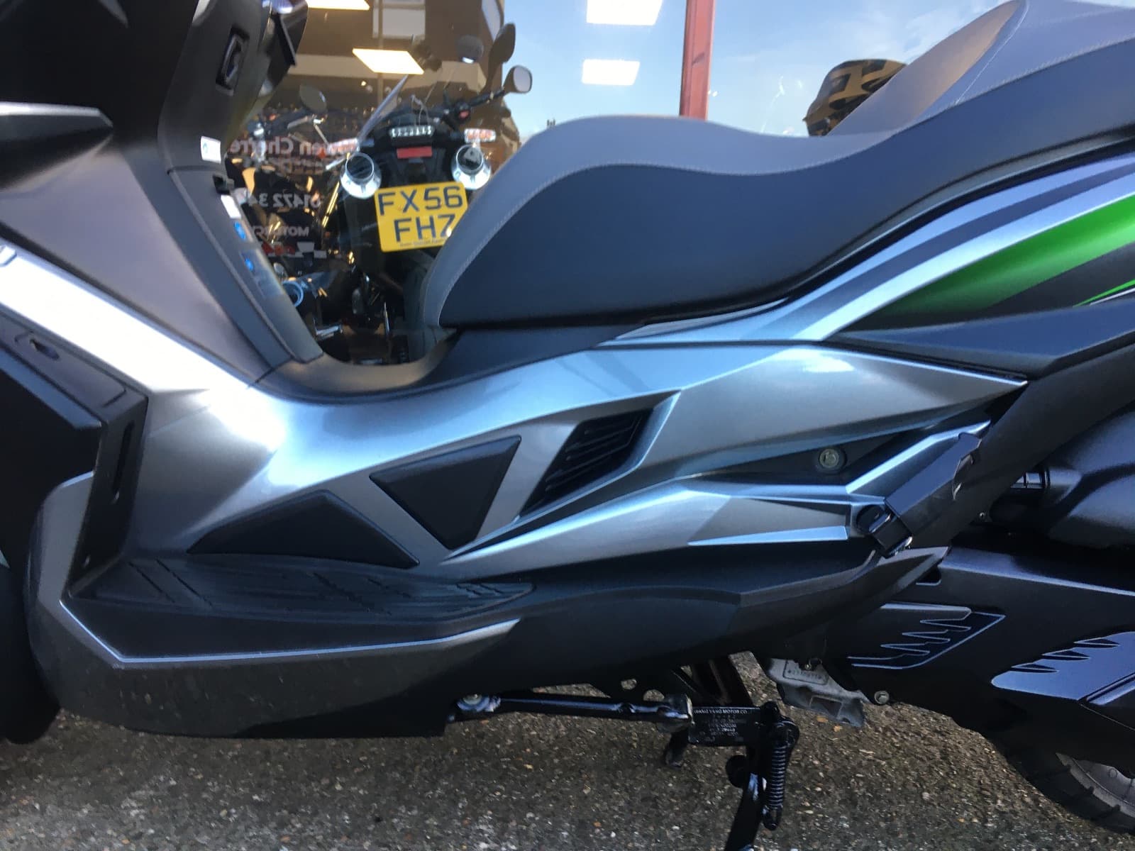 KAWASAKI SC300 CHFA ABS SPECIAL EDITION